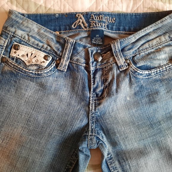 Antique Rivet Jeans - Picture 3 of 4